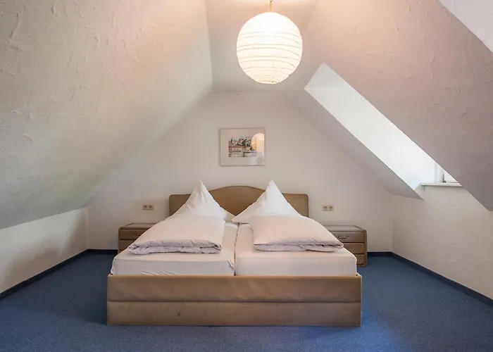 Zum Nachtwaechter 3 *